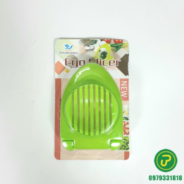 CẮT TRỨNG